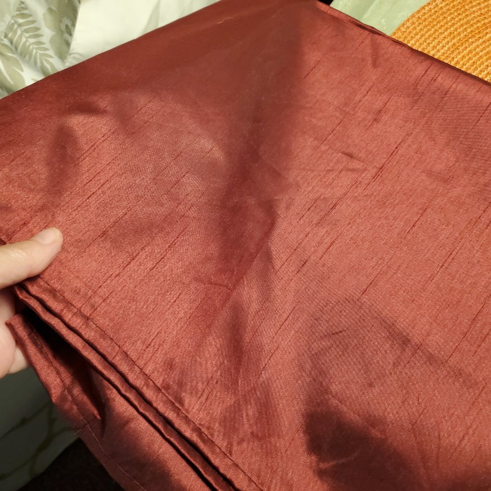 Drapes - Picture 5 of 5